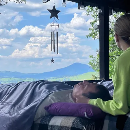 Lavender Valley Chalé Perekrestnoye